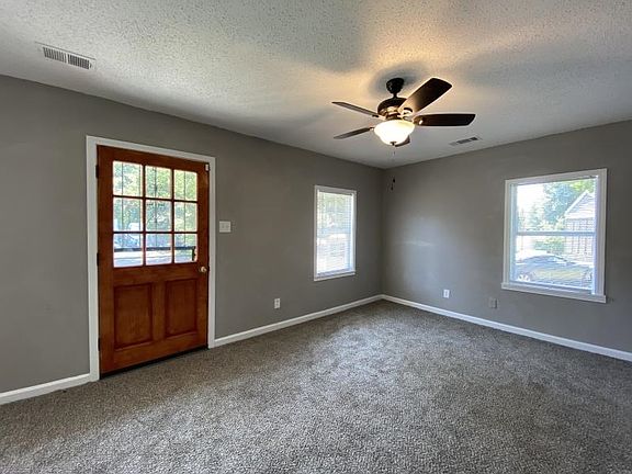 2nd image of 2119 Pendleton St