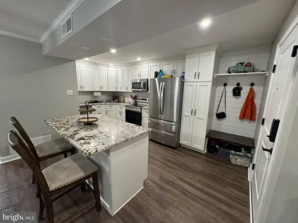 760 Putnam Blvd #31B, Wallingford, PA 19086