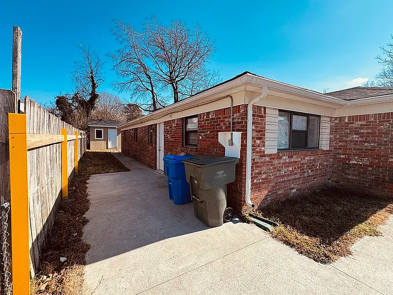 516 Hicks Ave #A — Photo 20