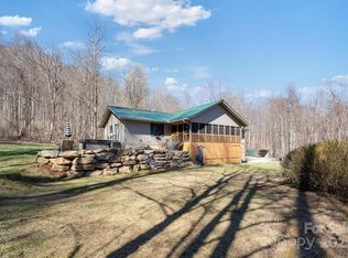 825 Posey Blanton Rd, Sylva, NC 28779