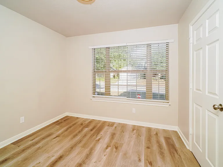 3605 Candlebrook Ln — Photo 12