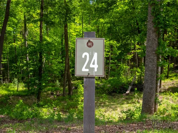 24 Wilderness Reserve Parkway, Deep Gap, NC 28618