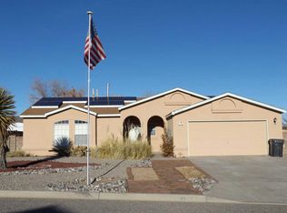 2552 Twin Buttes Dr NE, Rio Rancho, NM 87144