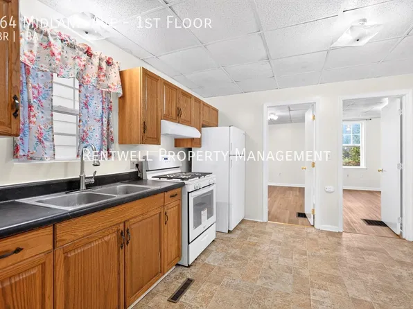 364 Midland Ave APT 1, Midland, PA 15059