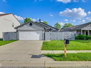 6707 Greendale Ln, Indianapolis, IN