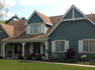 N31W23789 Rough Hill Rd, Pewaukee, WI 53072