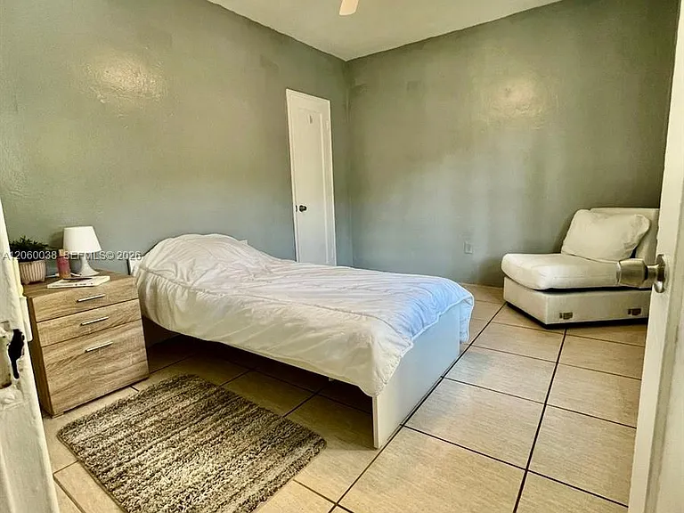650 84th St #35 — Photo 2