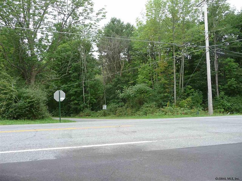 3rd image of 130 MIDDLE GROVE Road