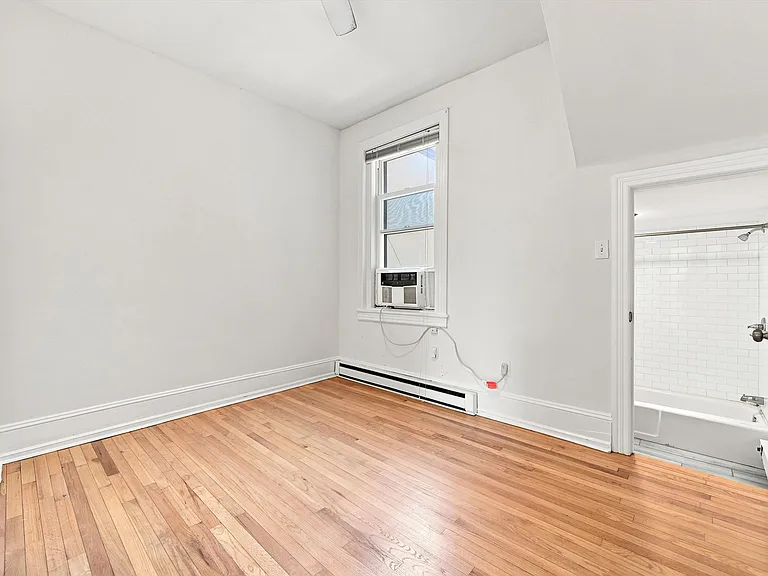 2107 Green St #2FF — Photo 5