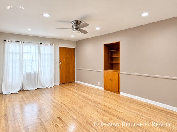 125 N Hamilton Dr APT C