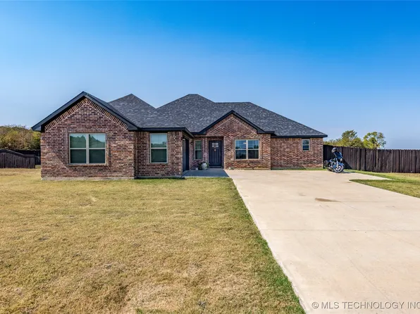 399 Lake Meadow Loop Rd, Durant, OK 74701