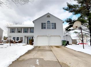 59 Wintergreen Ave E, Edison, NJ