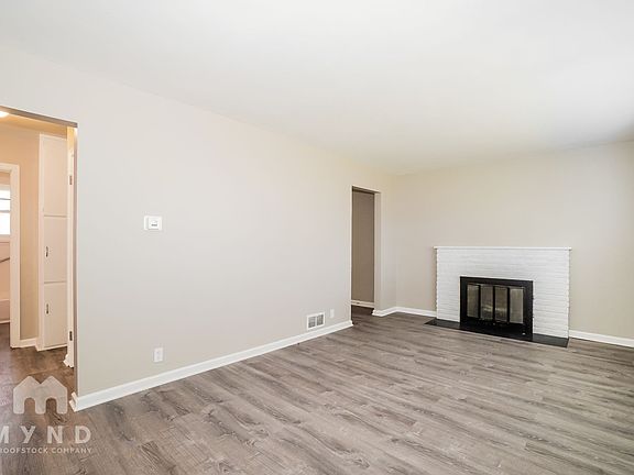 4th image of 1517 Oakland Park Ave