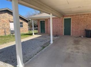 604 N Sewell Dr UNIT B, Decatur, TX 76234