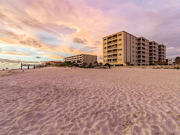 5th image of 17450 Gulf Blvd #501