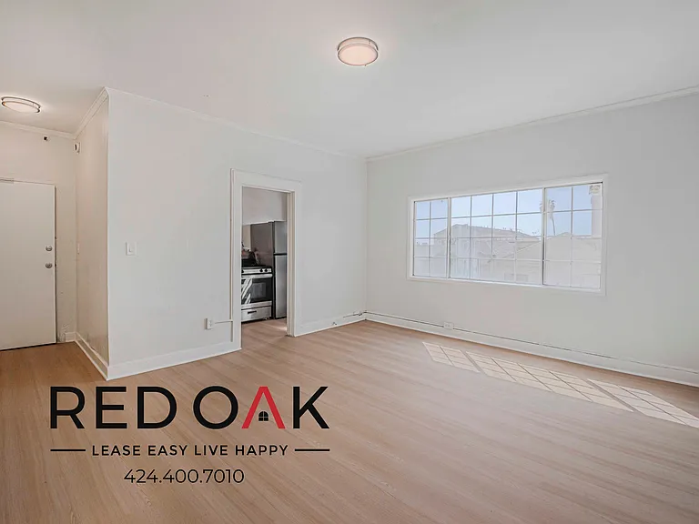 816- 822 S Park View St — Photo 36