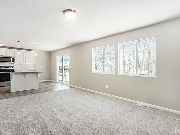 5th image of 505 W Somerfield Dr