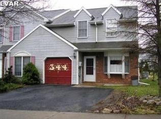 344 Village Walk Dr, Macungie, PA 18062