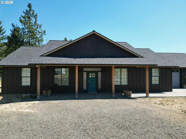 2950 Tenmile Valley Rd, Tenmile, OR 97481