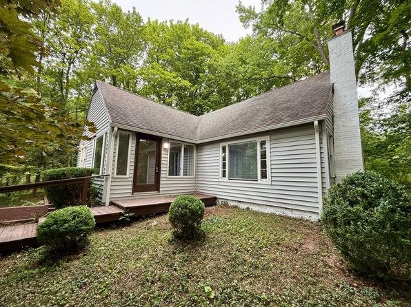 325 Highland Rd