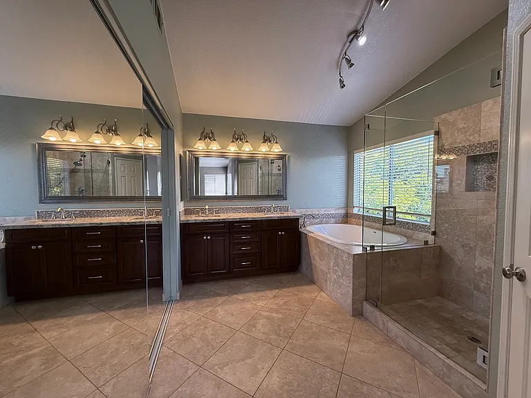 1579 Dawson Dr — Photo 7
