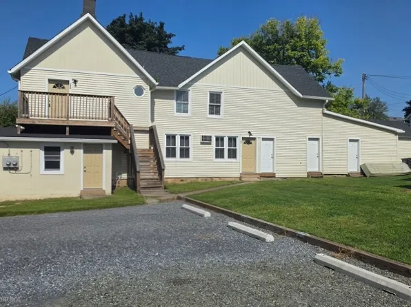 13 Maple St #15A, Milford, NJ 08848