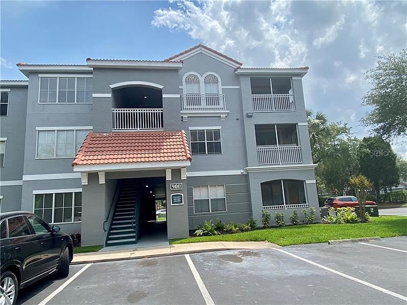 1st image of 18001 Richmond Place Dr APT 936