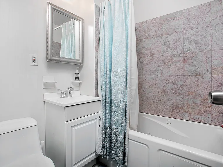 32 W 86th St #1C — Photo 7
