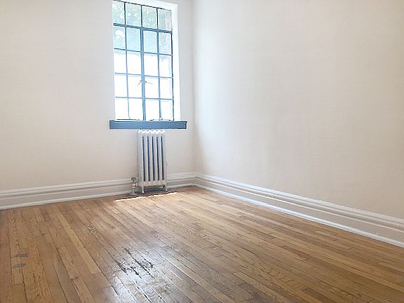 5th image of 72 Barrow St APT 3S