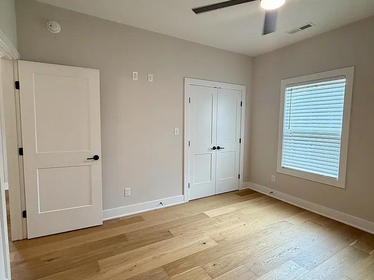 204 Crest Ridge Ct — Photo 39