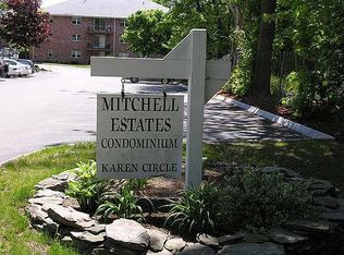3 Karen Cir APT 11, Billerica, MA 01821