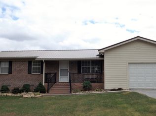 5233 Plateau Rd, Crossville, TN 38571