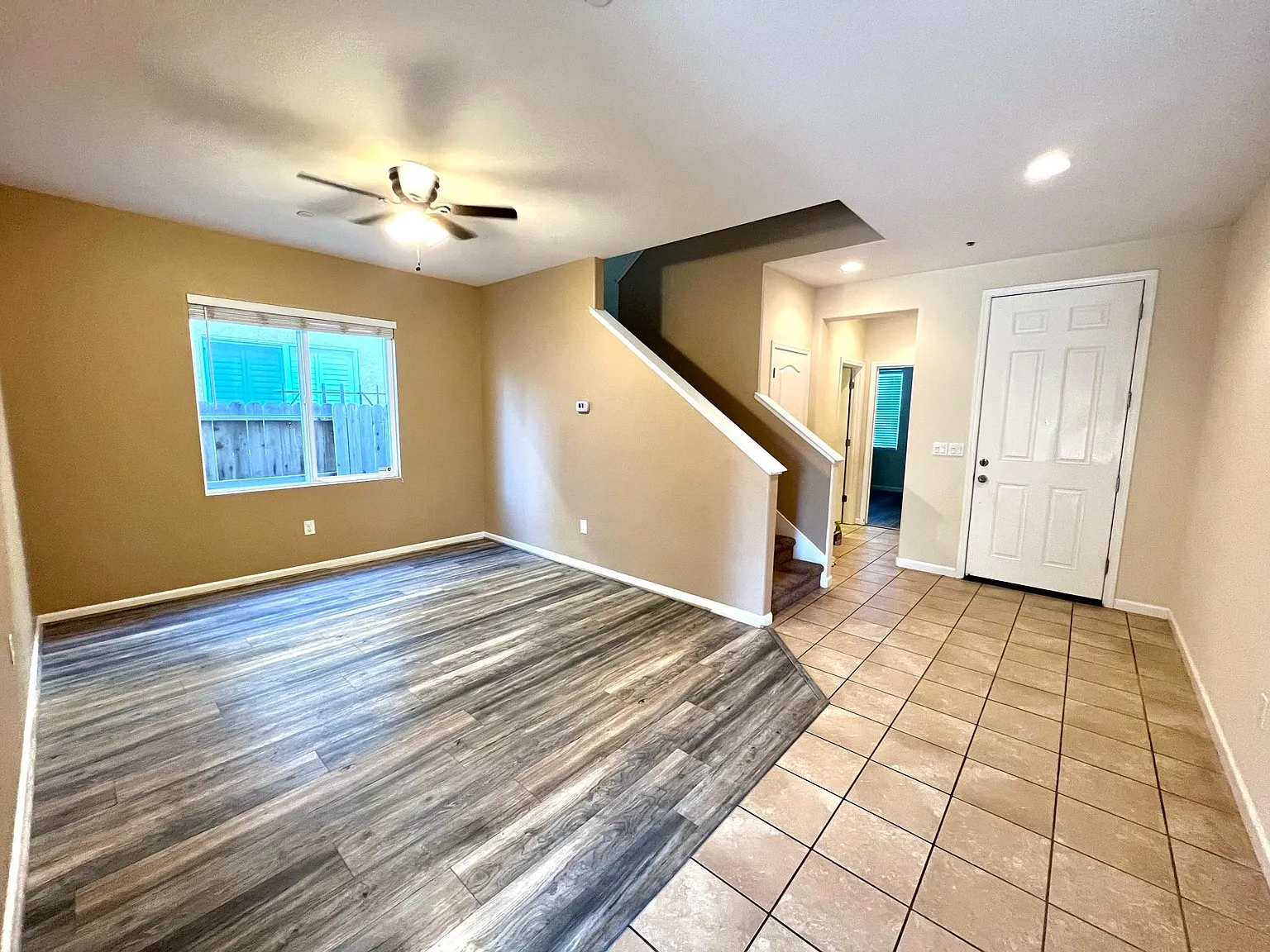4 bed, 2392 sqft, $3,100 — Photo 4