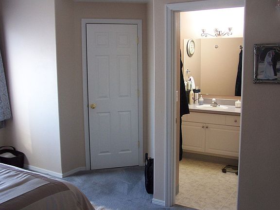 Master has a bathroom and walk-in closet