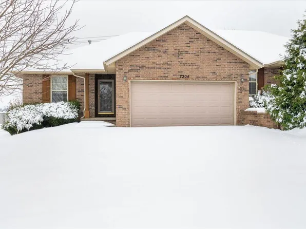 2304-2306 W Jonquil Lane, Ozark, MO 65721