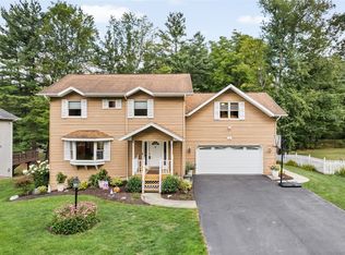 41 Maryvale Dr, Apalachin, NY 13732