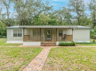 3025 Bainbridge Rd, Palatka, FL 32177