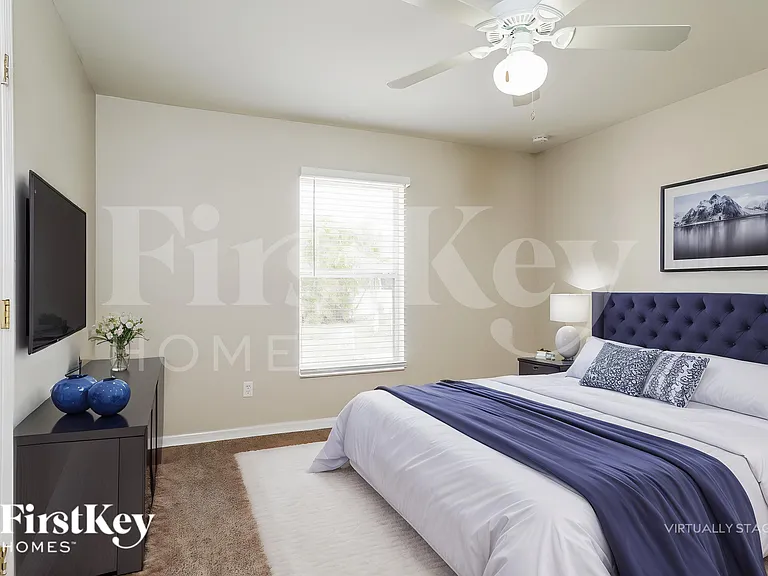 2237 Tropicana Pkwy W — Photo 9