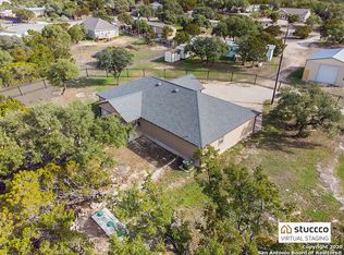 98 Red Stag Ct, Spring Branch, TX 78070