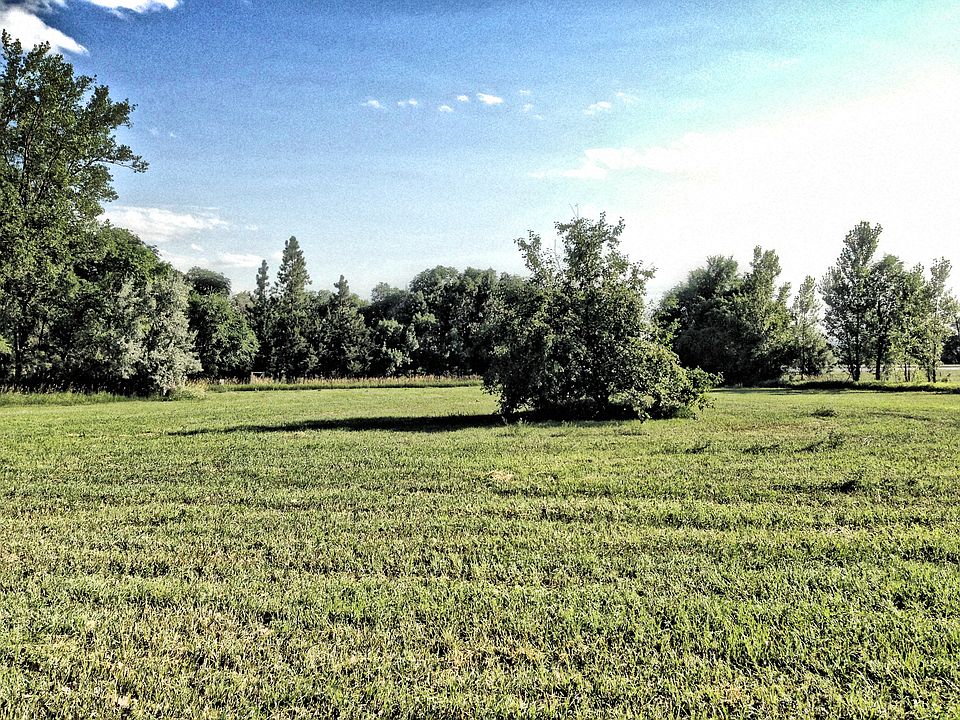 2nd image of 4121 Apple Tree Rd