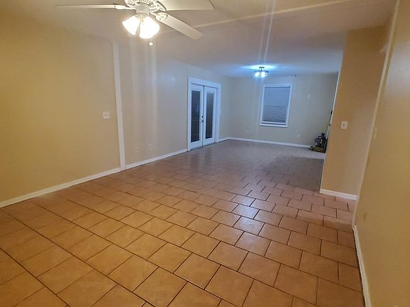 2nd image of 15 B St #B