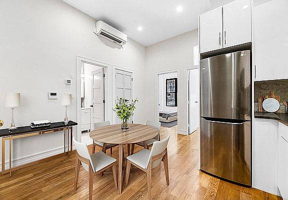 2nd image of 309 E 92nd St #1C