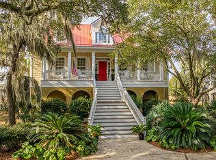 1871 Headquarters Plantation Dr, Johns Island, SC 29455