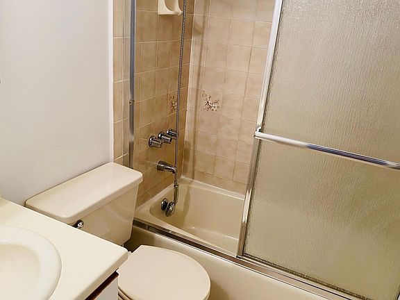 5th image of 2629 E 23rd St APT 2A