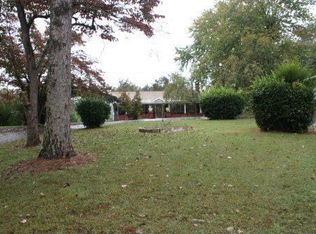 1010 Olive Rd, Knoxville, TN 37934