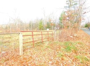 21 Davis Rd, Southwick, MA 01077