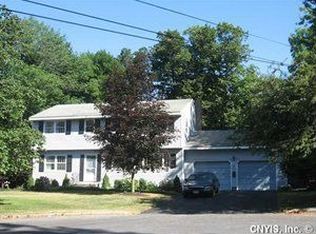 3 Chestnut Cir, Skaneateles, NY 13152