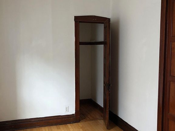 2nd image of 3516 W McLean Ave APT 2