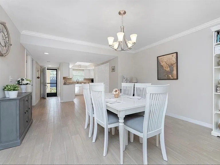 150 Englewood Isles Pkwy #204 — Photo 15
