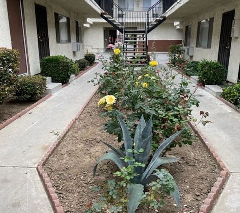 1st image of 7714 Newlin Ave APT 14